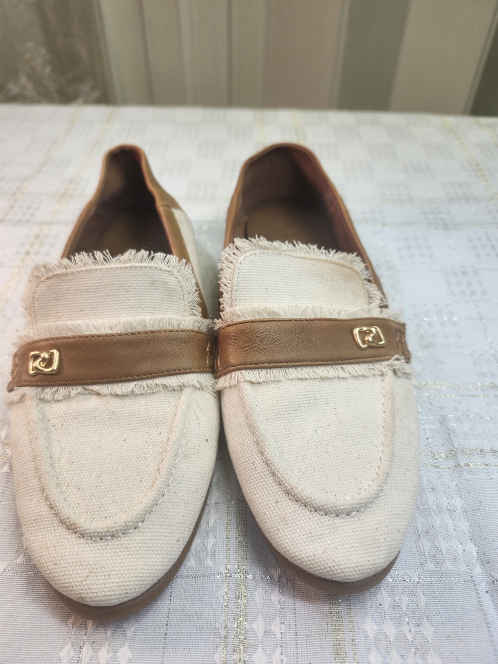 AEROSOLES Cream Canvas Loafers with Tan Trim